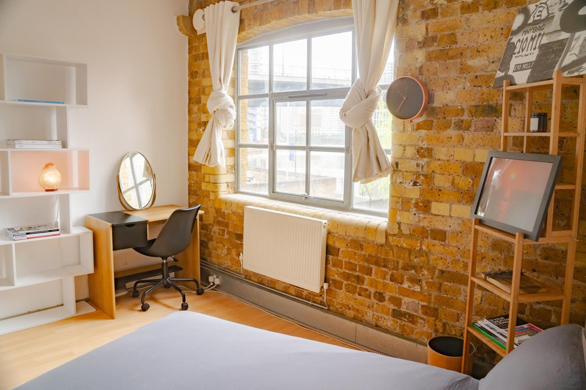 Loft Style Apartment Near O2, Abba Voyage, Excel Londra Dış mekan fotoğraf