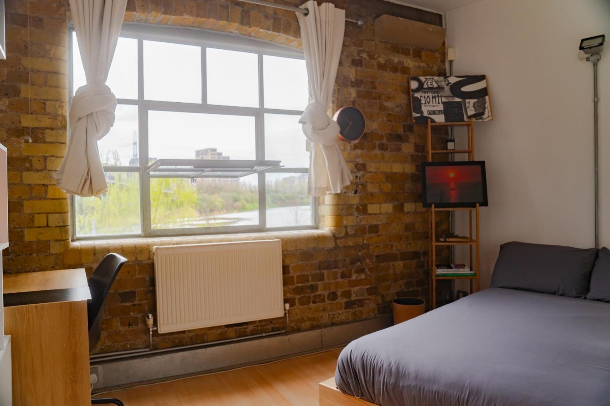 Loft Style Apartment Near O2, Abba Voyage, Excel Londra Dış mekan fotoğraf